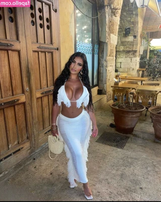 Jessica Foster [ jessica-foster ] - Sunday brunch  How has your weekend been