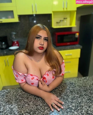 jennynavarrete - I love making out with @kenziecakes