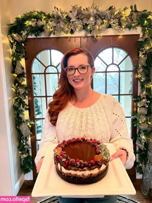 Aureylian - Tällä videolla runsaasti tatuoitu ja timanttisella anustapilla