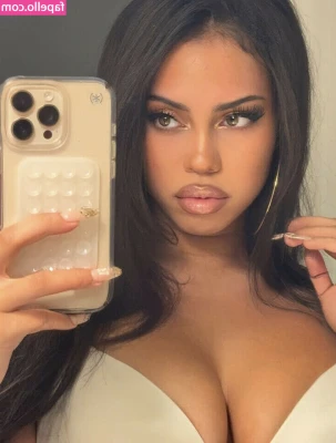 Asia Monet Ray [ asia-monet-ray ] - On the 6 th day of Christmas. Also happy hump day. ‘Jock’ing