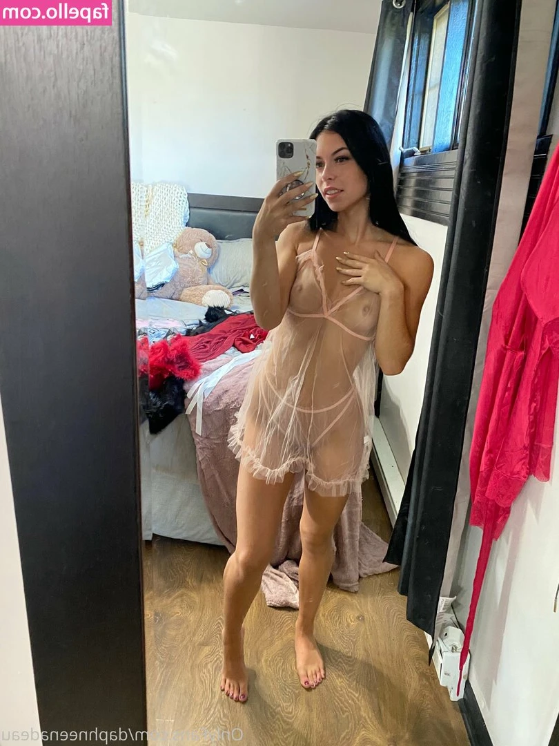 Daphnée Nadeau [ daphnee-nadeau ] - Come play with my  https onlyfans com holz1988x