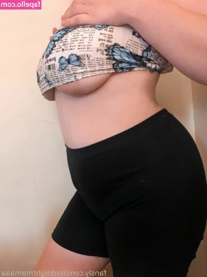 midnightmamaaa - Hey there chat w me for what you need