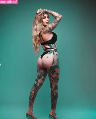 Sabrina Sawyers [ sabrina-sawyers-1 ] - Here it is  Watch  HawkFFist an me fucking hard
