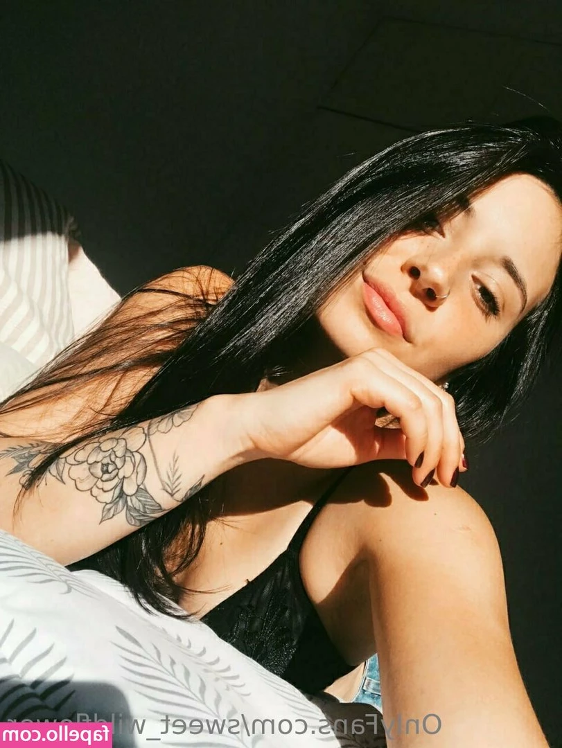 sweet_wildflower [ sweet-wildflower ] - 🔥Hot girl🔥 during a hard workout🥵, what could be better, you