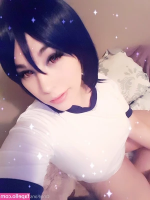 cesaillee - Tomorrow I think I’ll do a bathroom livestream in my tub! More