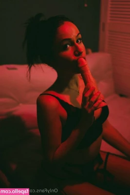 lunalafoe - Who ever saw my live just now, thank u! I’m back on in an hour.