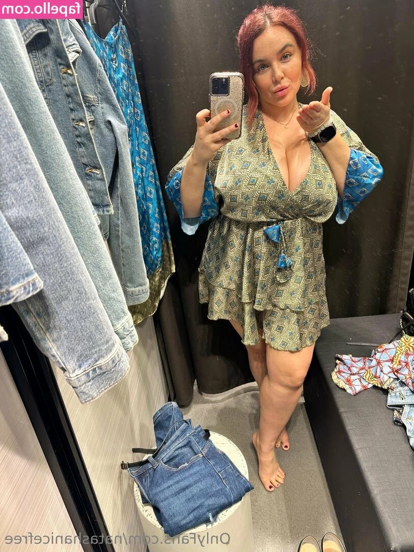 natashanicefree - Some behind the scenes from a tiktok I filmed today, got a bunch of