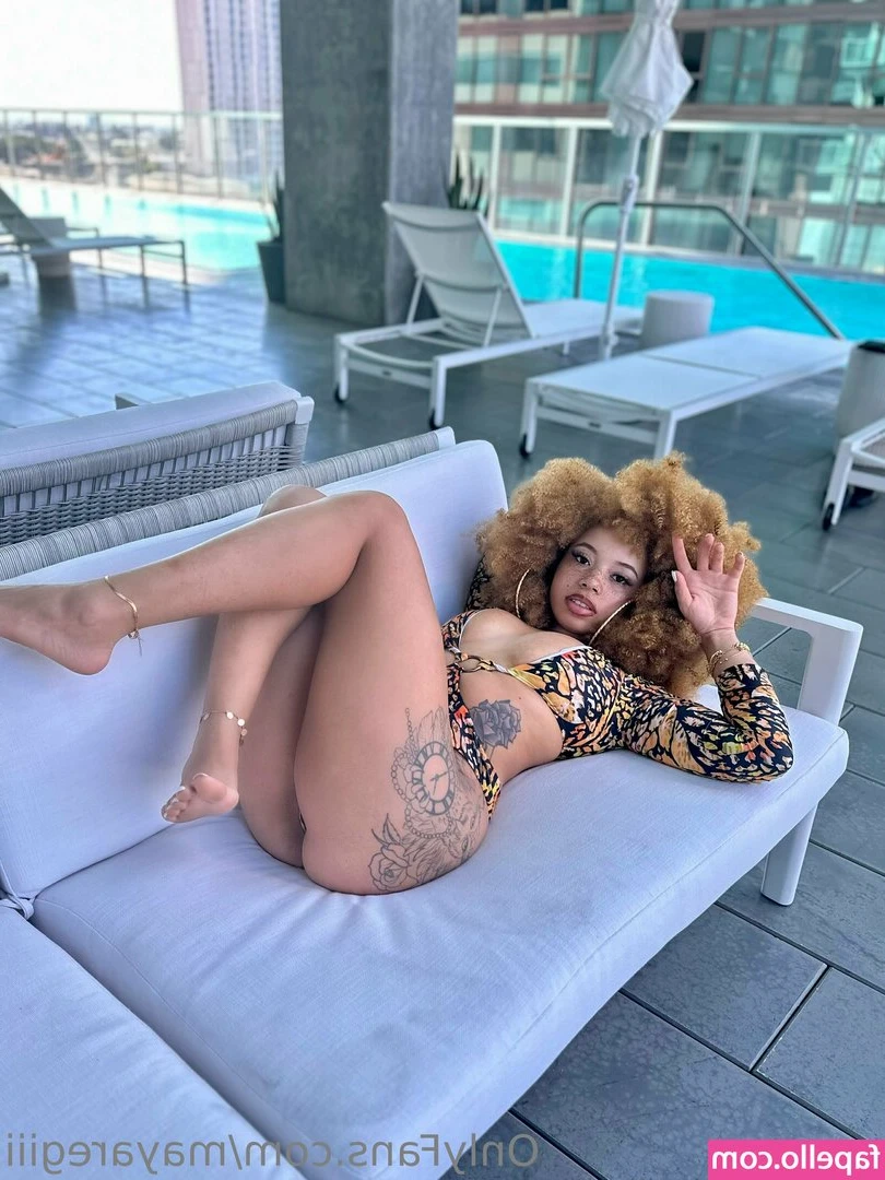 mayaregiii - Hey daddy!! I'm up late and horny!😈😈👅