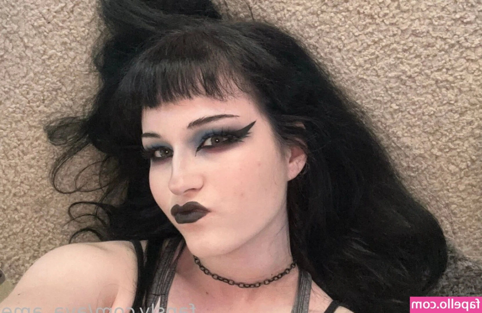 saucysphinx [ saucysphinx-2 ] - Snuggles n Squirts