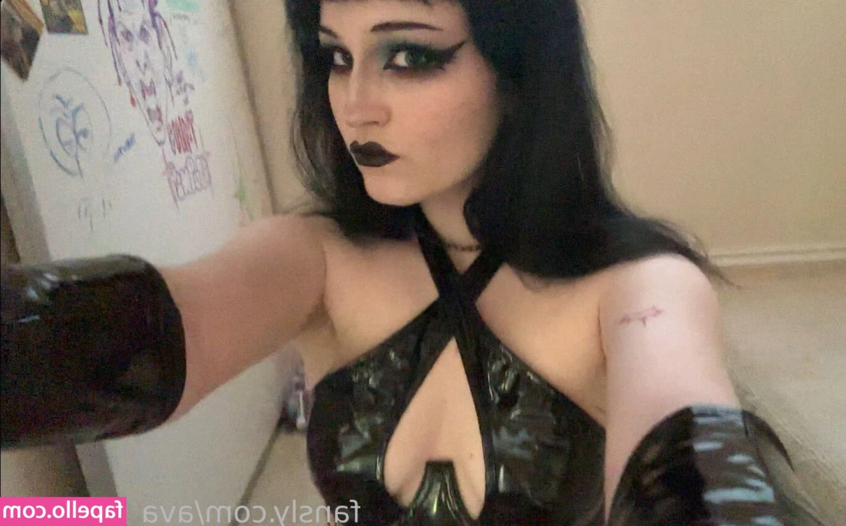 saucysphinx [ saucysphinx-2 ] - OnlyFans Stream Footage (Magical Girl Outfit)  (5) Bunny Outfit