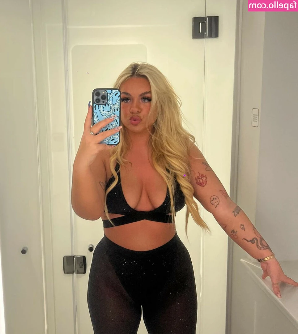 Beth Macdonald [ beth-macdonald ] - New posts coming tonight 💖 I took a break to finish up some