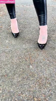 MissLuLuLeather - DId you know I also live stream on twitch  I do BBW Modeling  have 2