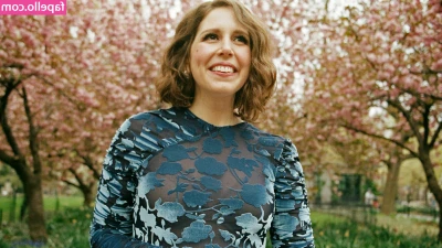 vanessabayer - Varför blir jag alltid lika kåt i duschen  DM mig för mer bilder