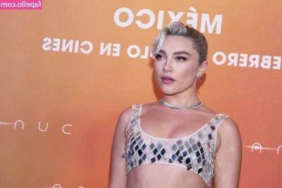 Florence Pugh [ florence-pugh ] - Still growing my bush out   gotta give it a good trim today  It s too