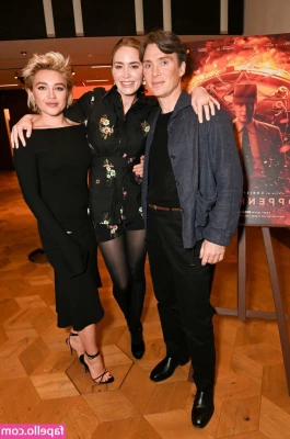 Florence Pugh [ florence-pugh ] - Stella and I are going online tonight omg!!! I’ll post the link