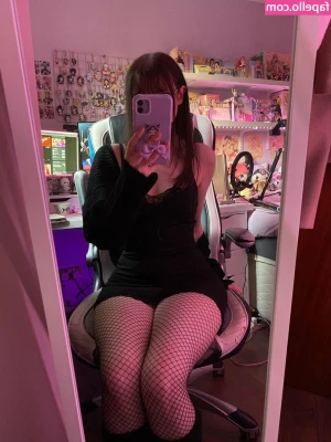 kuroebun - SLUTTY BITCH  bellahotx WITH A JUICY PUMPED ASS  amp  BIG BOOBS 