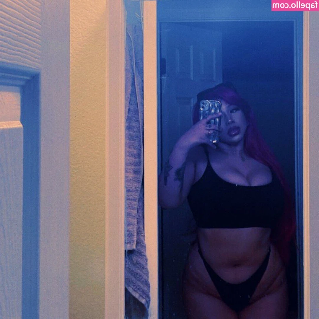 777launica - Not a great dancer but here s my body convulsing hahaha