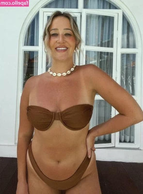 Alana - Who wants to play with me?