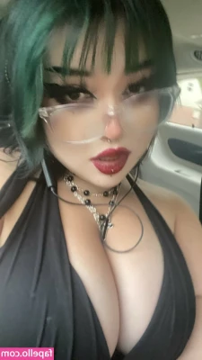 MYSTERYONCAM [ mysteryoncam-1 ] - I love lipstick on my lips, makeup genius💋💄💕