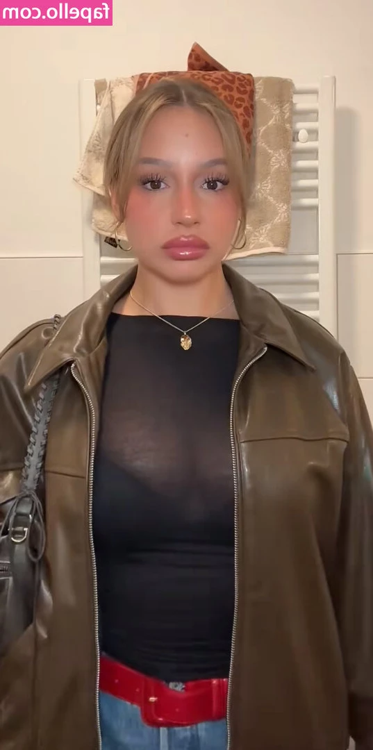 Lara_tepper [ lara-tepper-1 ] - Uncensored content on my vip page  There s more content like this to