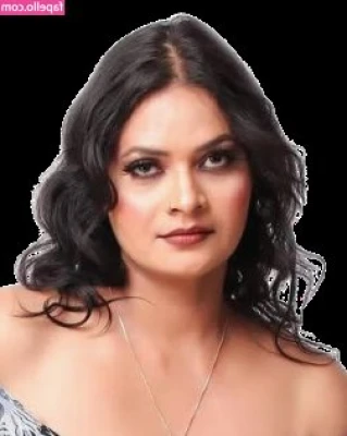 Malavika Tomar [ malavika-tomar ] - excuse me sir, I need a seat :P