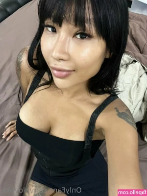 ploybkk - Watch me take my panties off 😉😙