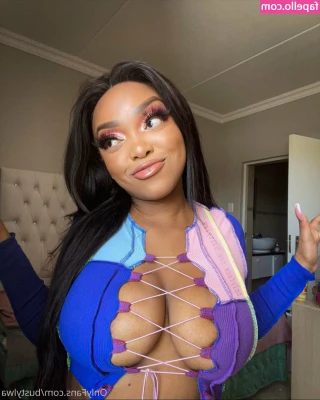 Bustylwa - Tips make my kitty playful