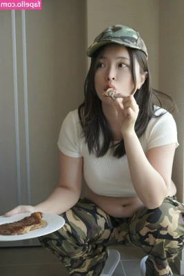 TaakoCc - Sloppy slut loves getting her face fucked and ch0king on a hard ass
