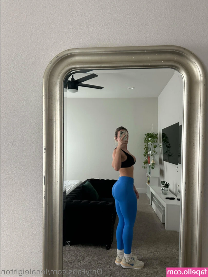 Lena Leighton [ lena-leighton ] - Tummy