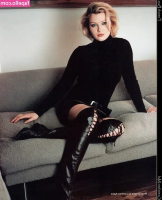 Gretchen Mol [ gretchen-mol ] - UPDATE  remember that sub bitch I asked you to help me drain  Thank