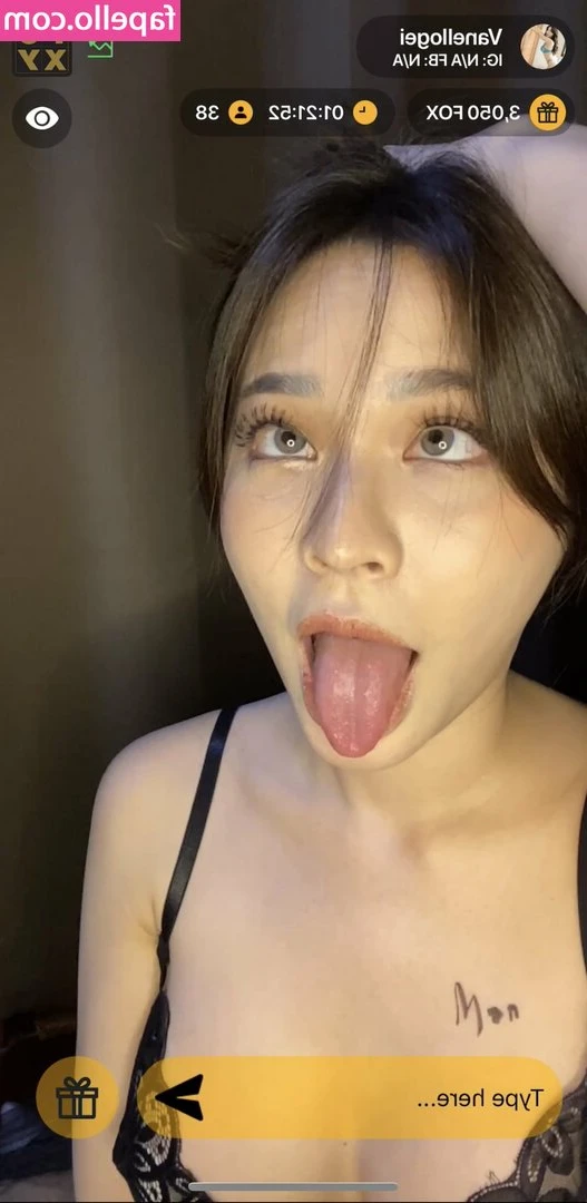 vanellogei - Nude pack 🤭 Horney after class 💦 Dildo fucking front and back