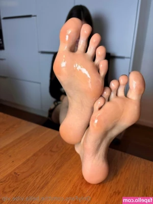 Thebellavibe - SSBBW Body Play - 12:21 min - FREE for you! 🥳This video is sold
