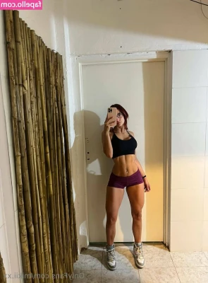 mikii.xx [ mikii-xx ] - Kim Possible grew up  amp  is fulfilling your childhood fantasies