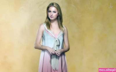 Emily VanCamp [ emily-vancamp ] - I m new here  who wants to come play with me