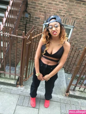 Paigey Cakey [ paigey-cakey ] - Thighs for days just for you 😘😘😘