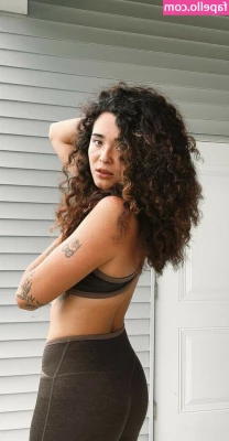 Meghan Lane [ meghan-lane ] - Mmm me quedé un poquito escurrida