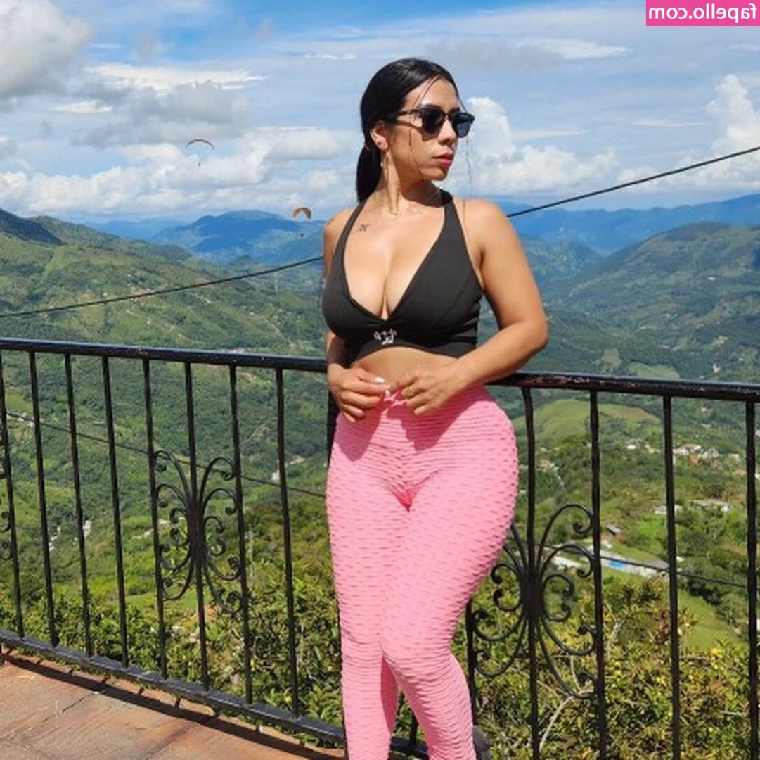 yeicortez - House Wife  gt gt
