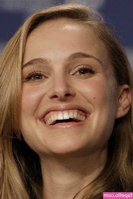 Natalie Portman [ natalie-portman ] - Bite me 😈