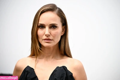 Natalie Portman [ natalie-portman ] - Are you ready for our spanking video? 💕 @sheena_aw