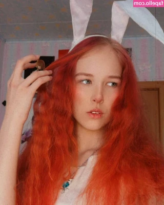 Mercury Cosplay [ mercury-cosplay ] - It s raining here  I m stuck inside and bored  someone keep me company