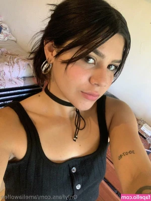 ameliawolfee - My cock always wants attention