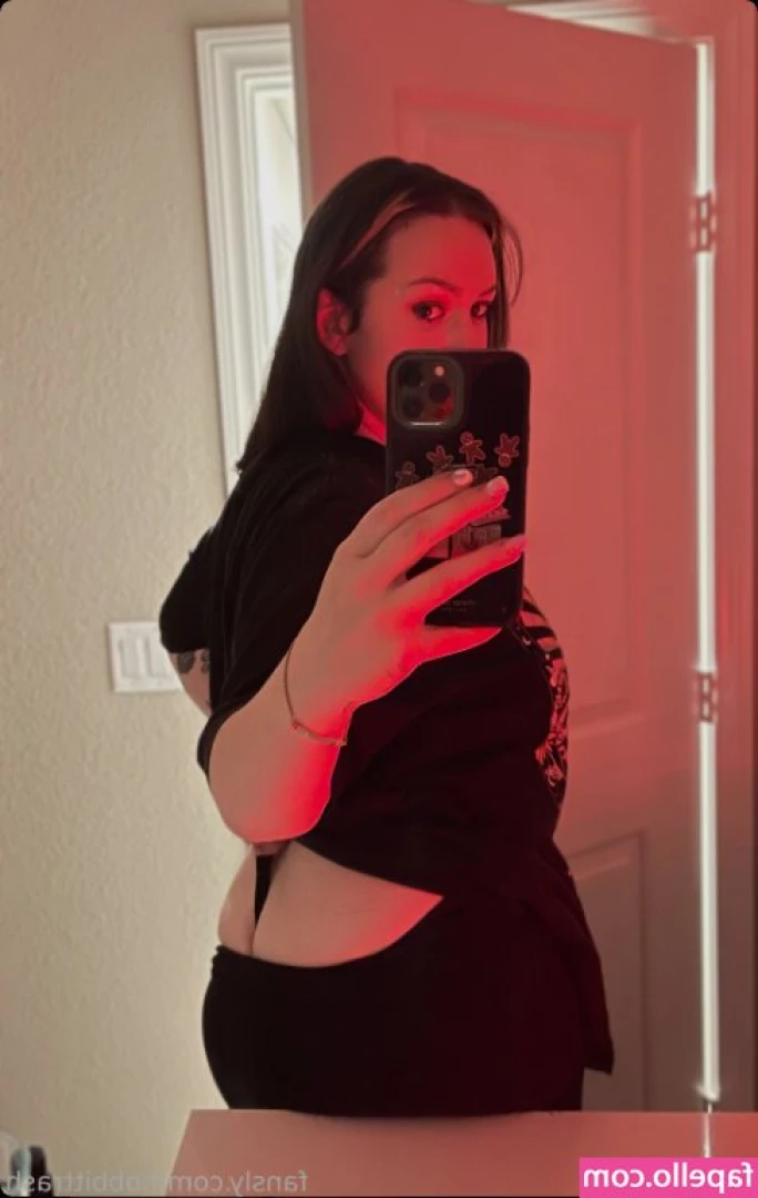 hobbittrash - Do you want to worship my feet