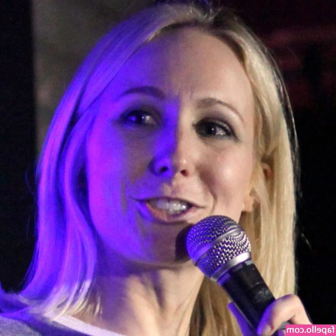 nikkiglaser - Would you go for a walk with me? I'd like to show you a little more