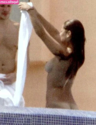 Vanessa Lachey [ vanessa-lachey ] - lookin back at it   NO spam   NO ppv  new subs ALWAYS get 50  off
