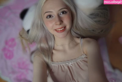 sickEmoAngel - What do you think of the lavender