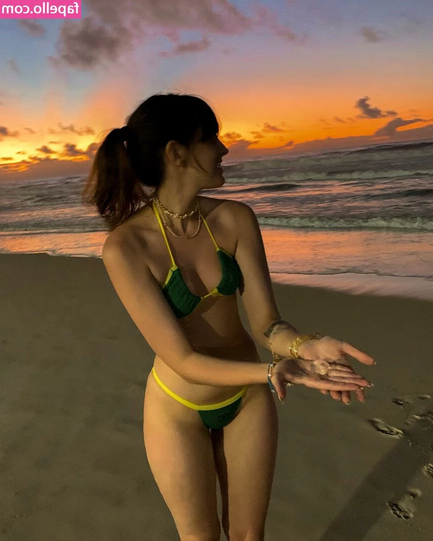 Memepantazis [ memepantazis-1 ] - I'm streaming on my paid page tomorrow (8:00PM Pacific Time) (11:00PM