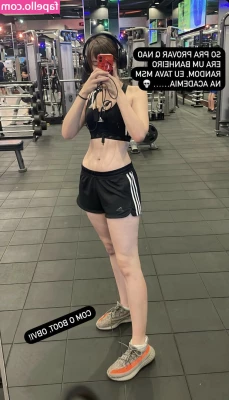 Memepantazis [ memepantazis-1 ] - Excited for my first day in Vegas!! 🥵