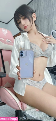 synners - Why are these pasties so small 😾🖤 send $5 for a close up ( •