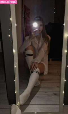 Meganx_candy [ meganx-candy ] - Play with my butthole while I play with my pussy
