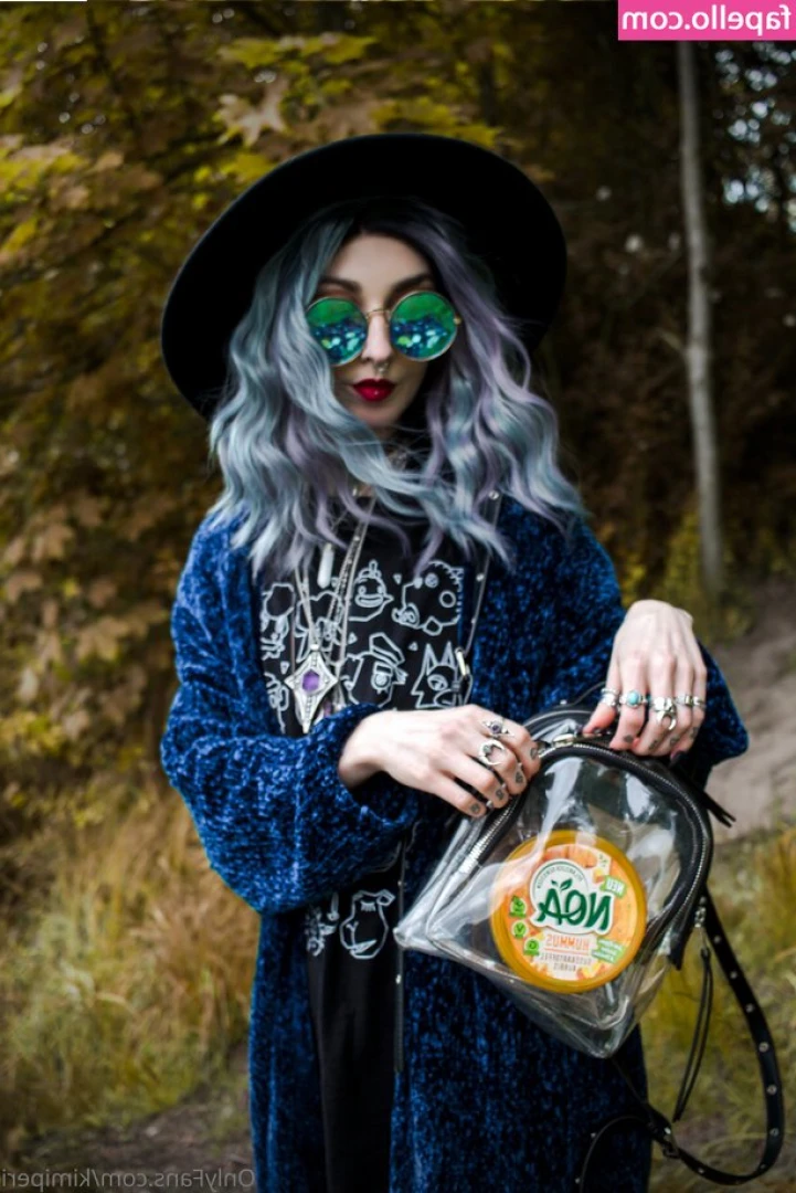 Kimiperi - I love telling men to cum in my pussy 💦